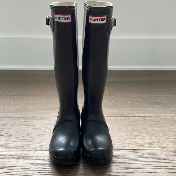 Original Tall HUNTER Rain Boots Matte Black Size 4M/5F left buckle missing - Picture 3 of 7